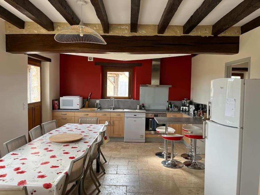 Maison De Charme En Pleine Nature Saint-Germain-des-Grois المظهر الخارجي الصورة